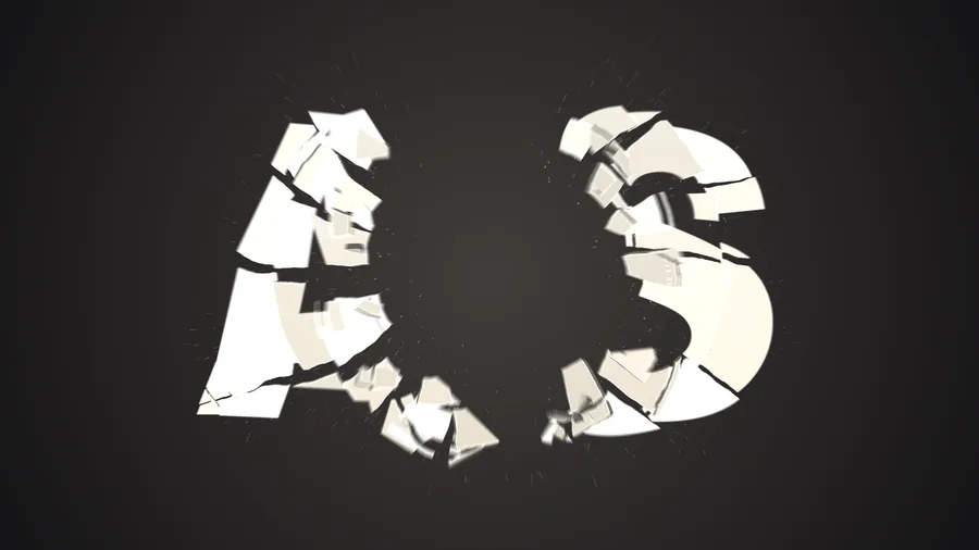 「AS」炸成玻璃碎片